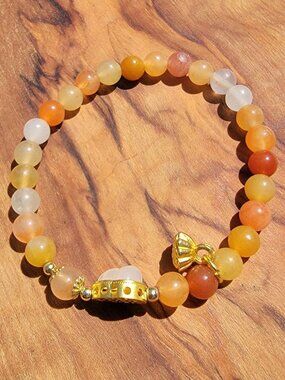 Carnelian Calabash Bracelet Gold Beaded Stretch